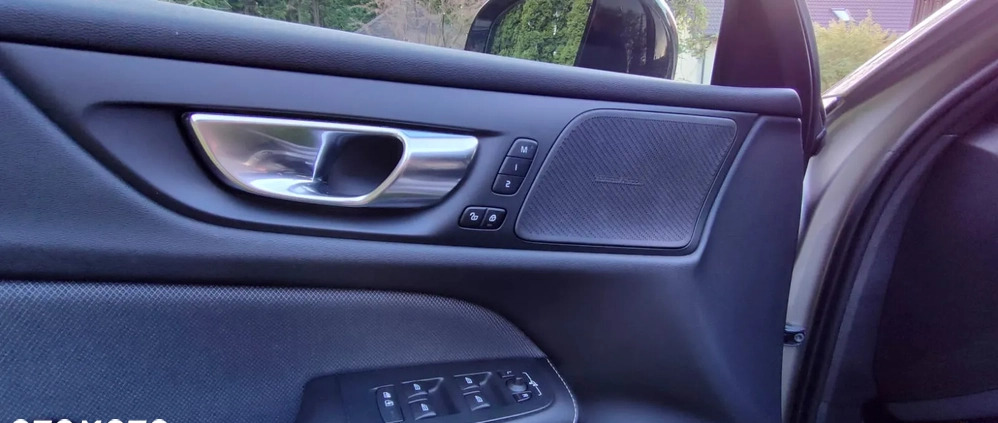 Volvo S60 cena 149000 przebieg: 99300, rok produkcji 2019 z Lublin małe 352